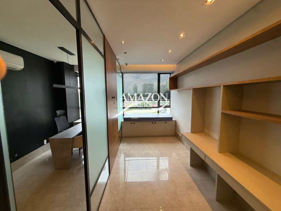 SOBERANE LIVE + WORK, ADRIANÓPOLIS – SALA COMERCIAL 35m2 – DISPONÍVEL PARA LOCAÇÃO