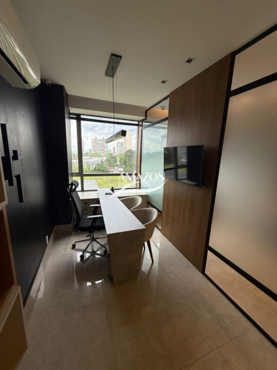 SOBERANE LIVE + WORK, ADRIANÓPOLIS – SALA COMERCIAL 35m2 – DISPONÍVEL PARA LOCAÇÃO