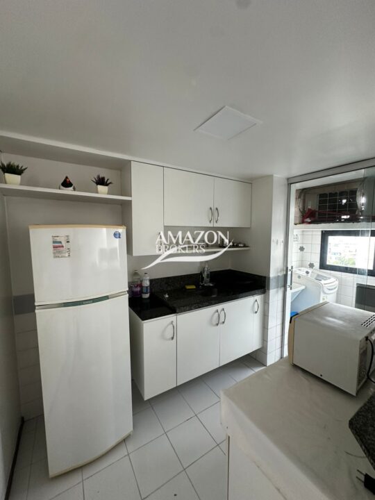 METRÓPOLIS RESIDENCE, PARQUE 10 – APARTAMENTO MOBILIADO 50 m2 – DISPONÍVEL PARA LOCAÇÃO