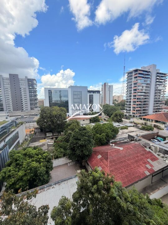 SOBERANE RESIDENCE, ADRIANÓPOLIS – APARTAMENTO 53m2 MOBILIADO – DISPONÍVEL PARA VENDA