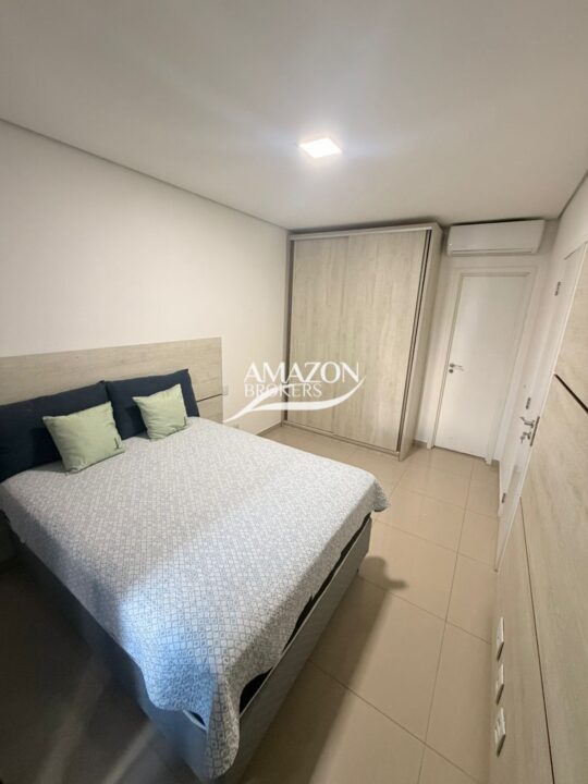 SOBERANE RESIDENCE, ADRIANÓPOLIS – APARTAMENTO 53m2 MOBILIADO – DISPONÍVEL PARA VENDA