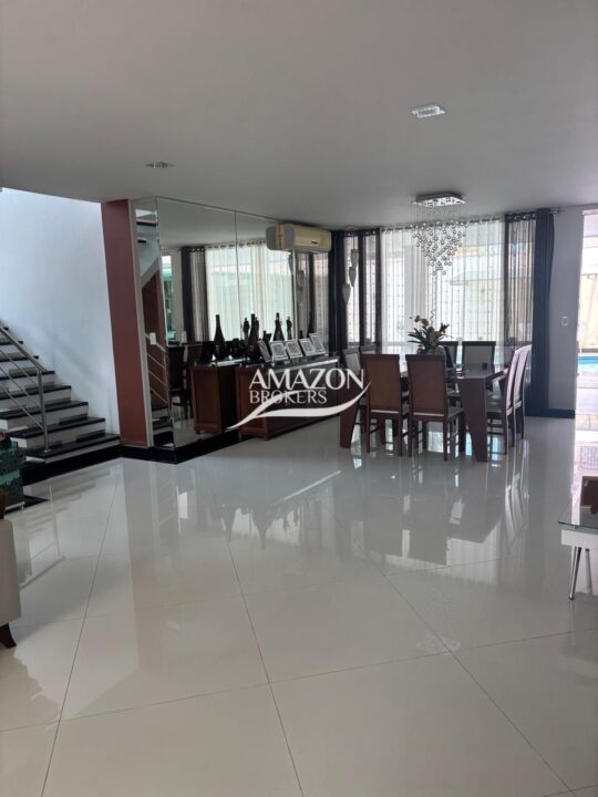 PONTA NEGRA 2 RESIDENCIAL, PONTA NEGRA – CASA DUPLEX 560m2 – DISPONÍVEL PARA VENDA