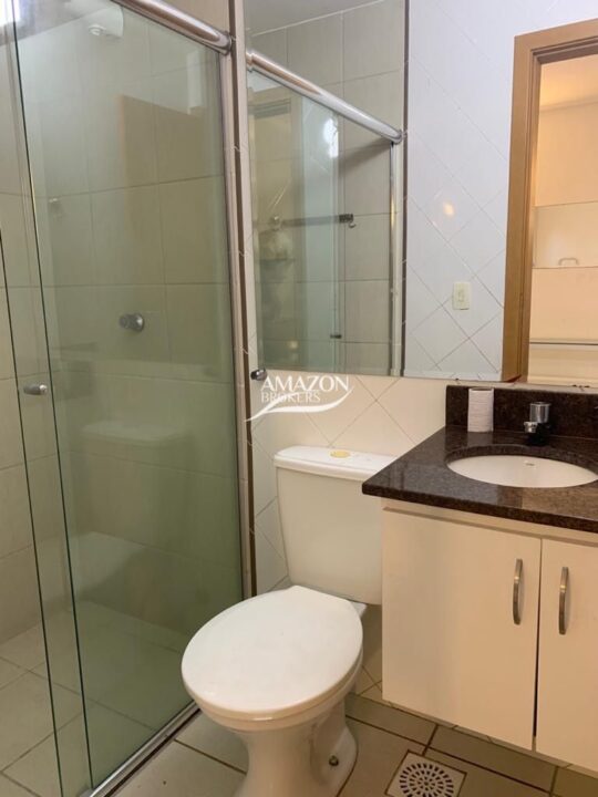 GOLDEN VILLE RESIDENCIAL, NOVO ALEIXO – CASA DUPLEX 181m2 MOBILIADA - DISPONÍVEL PARA LOCAÇÃO