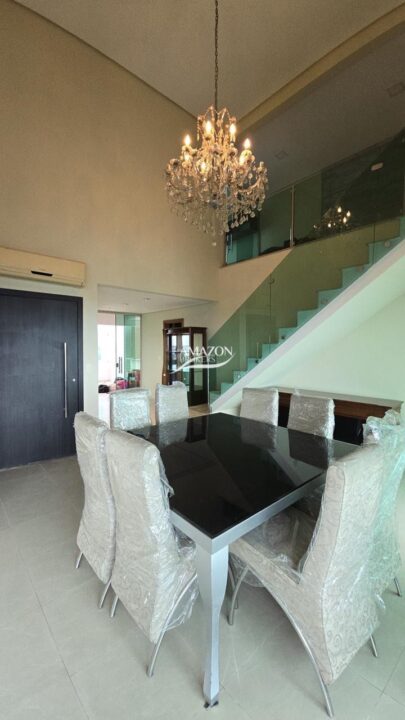 THE SUN CONDOMINIUM, PARQUE 10 – COBERTURA DUPLEX 226m2 – DISPONÍVEL PARA VENDA