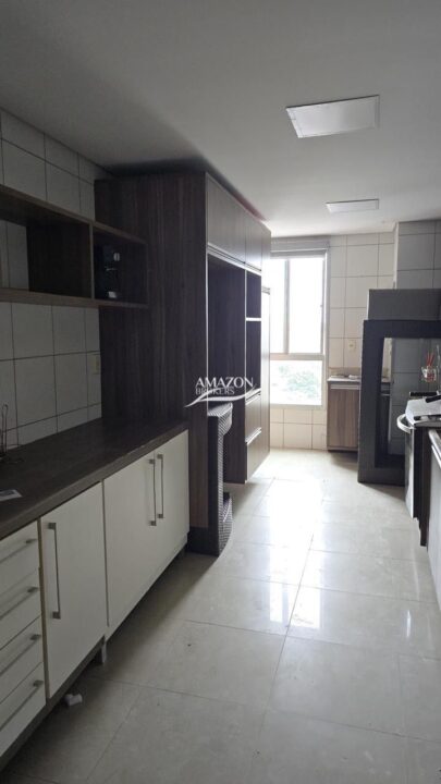 THE SUN CONDOMINIUM, PARQUE 10 – COBERTURA DUPLEX 226m2 – DISPONÍVEL PARA VENDA