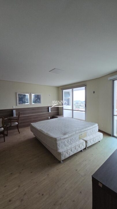 THE SUN CONDOMINIUM, PARQUE 10 – COBERTURA DUPLEX 226m2 – DISPONÍVEL PARA VENDA