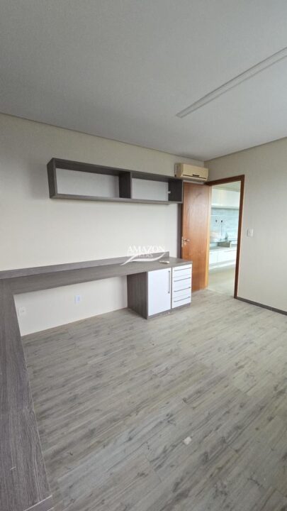 THE SUN CONDOMINIUM, PARQUE 10 – COBERTURA DUPLEX 226m2 – DISPONÍVEL PARA VENDA