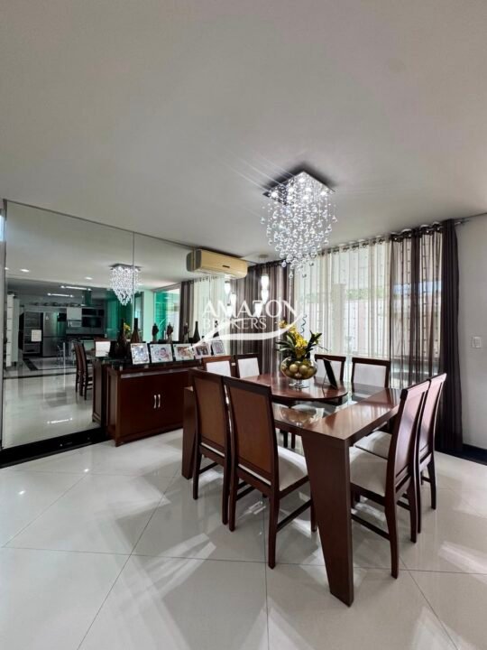 PONTA NEGRA 2 RESIDENCIAL, PONTA NEGRA – CASA DUPLEX 560m2 – DISPONÍVEL PARA VENDA