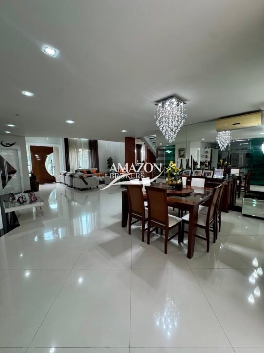 PONTA NEGRA 2 RESIDENCIAL, PONTA NEGRA – CASA DUPLEX 560m2 – DISPONÍVEL PARA VENDA
