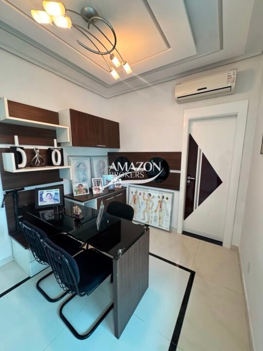PONTA NEGRA 2 RESIDENCIAL, PONTA NEGRA – CASA DUPLEX 560m2 – DISPONÍVEL PARA VENDA