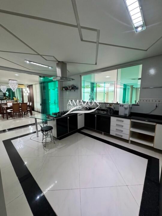 PONTA NEGRA 2 RESIDENCIAL, PONTA NEGRA – CASA DUPLEX 560m2 – DISPONÍVEL PARA VENDA