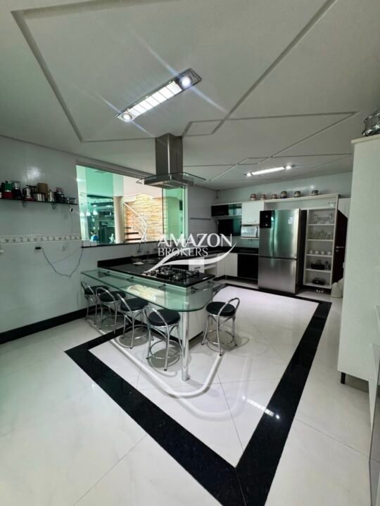 PONTA NEGRA 2 RESIDENCIAL, PONTA NEGRA – CASA DUPLEX 560m2 – DISPONÍVEL PARA VENDA