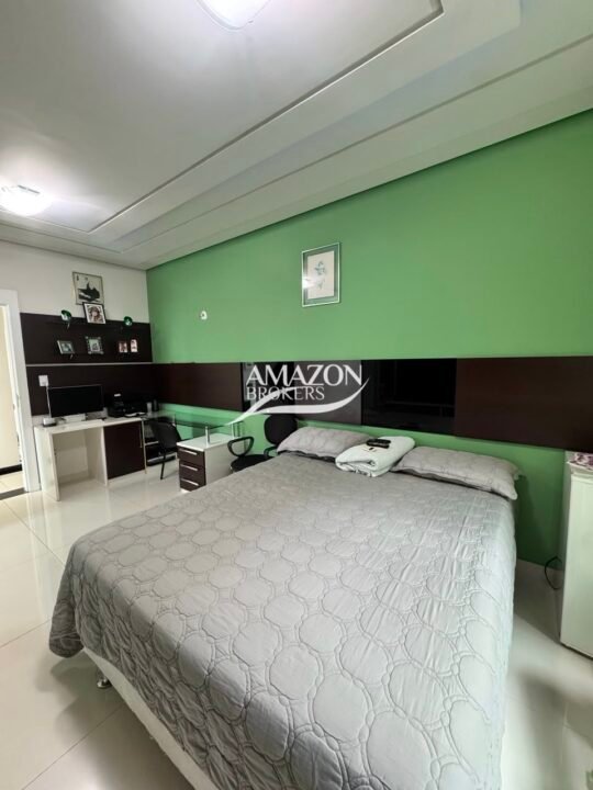 PONTA NEGRA 2 RESIDENCIAL, PONTA NEGRA – CASA DUPLEX 560m2 – DISPONÍVEL PARA VENDA
