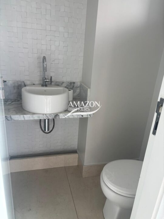 EDIFÍCIO CHOPIN, NOSSA SENHORA DAS GRAÇAS – APARTAMENTO 200 m2 – DISPONÍVEL PARA VENDA