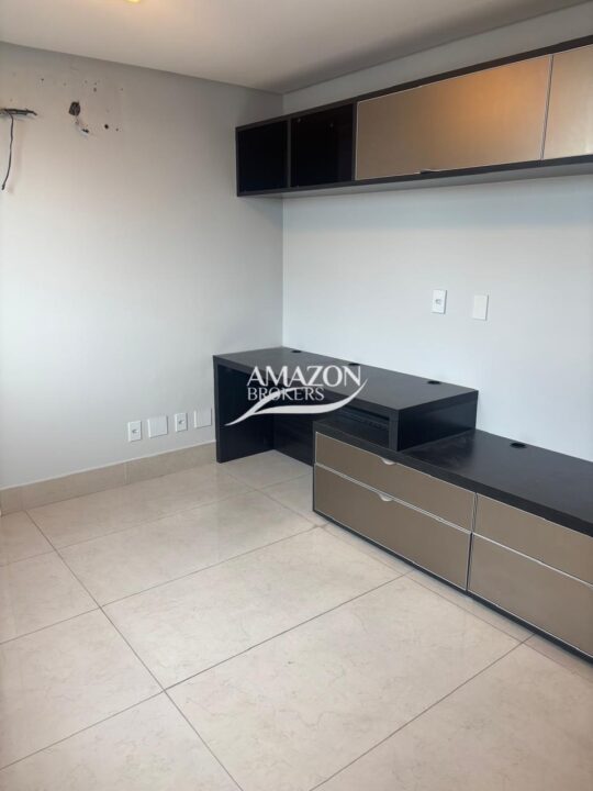 EDIFÍCIO CHOPIN, NOSSA SENHORA DAS GRAÇAS – APARTAMENTO 200 m2 – DISPONÍVEL PARA VENDA
