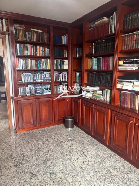 EDIFÍCIO CHOPIN, NOSSA SENHORA DAS GRAÇAS – APARTAMENTO 200 m2 – DISPONÍVEL PARA VENDA
