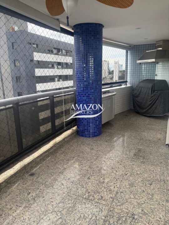EDIFÍCIO CHOPIN, NOSSA SENHORA DAS GRAÇAS – APARTAMENTO 200 m2 – DISPONÍVEL PARA VENDA