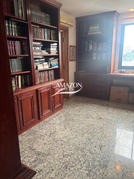 EDIFÍCIO CHOPIN, NOSSA SENHORA DAS GRAÇAS – APARTAMENTO 200 m2 – DISPONÍVEL PARA VENDA