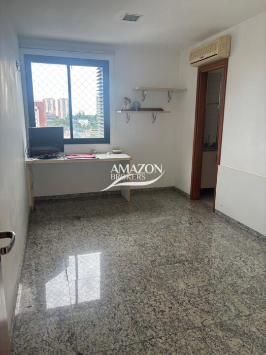 EDIFÍCIO CHOPIN, NOSSA SENHORA DAS GRAÇAS – APARTAMENTO 200 m2 – DISPONÍVEL PARA VENDA