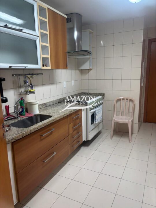 EDIFÍCIO CHOPIN, NOSSA SENHORA DAS GRAÇAS – APARTAMENTO 200 m2 – DISPONÍVEL PARA VENDA