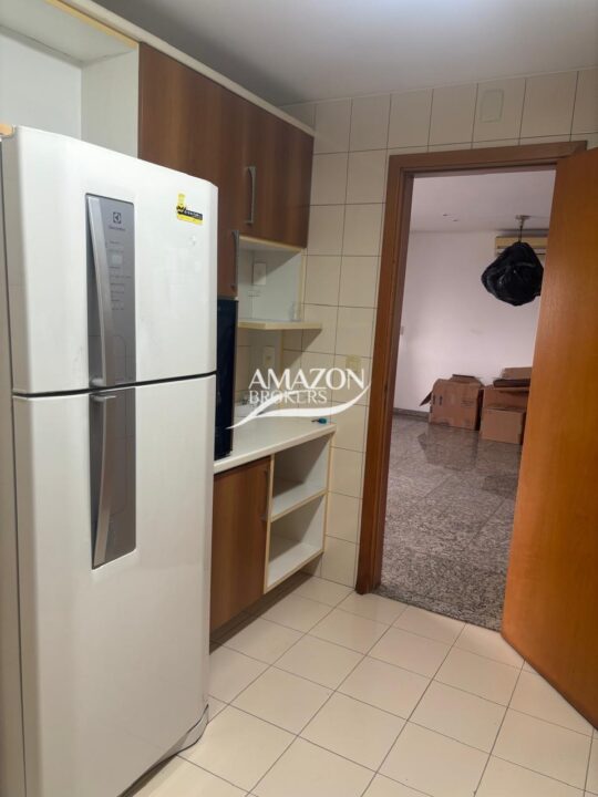 EDIFÍCIO CHOPIN, NOSSA SENHORA DAS GRAÇAS – APARTAMENTO 200 m2 – DISPONÍVEL PARA VENDA