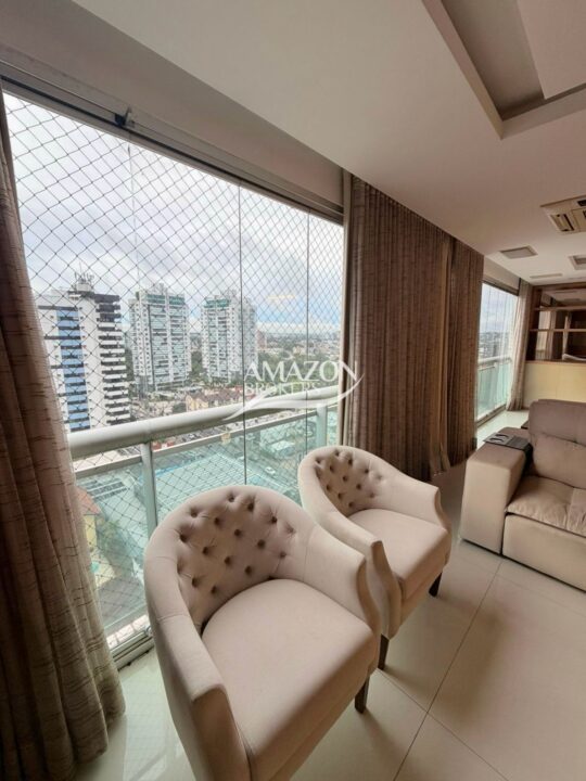 CARLOS DRUMMOND DE ANDRADE CONDOMÍNIO, ADRIANÓPOLIS – APARTAMENTO 200m2 – DISPONÍVEL PARA VENDA