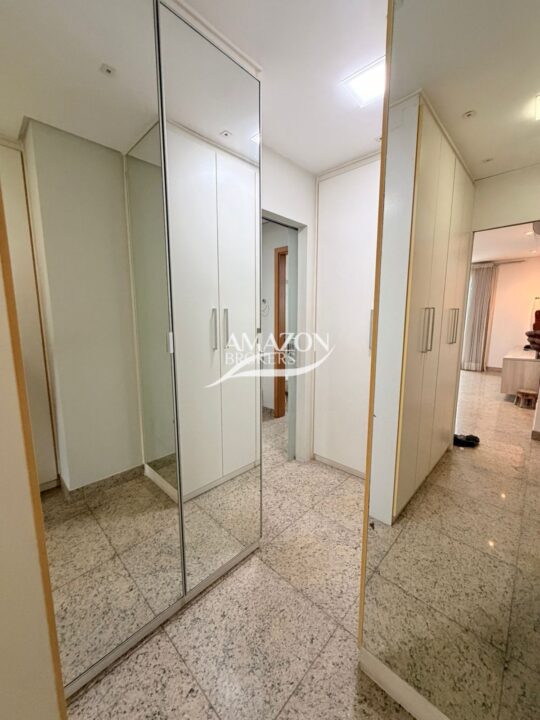 CARLOS DRUMMOND DE ANDRADE CONDOMÍNIO, ADRIANÓPOLIS – APARTAMENTO 200m2 – DISPONÍVEL PARA VENDA