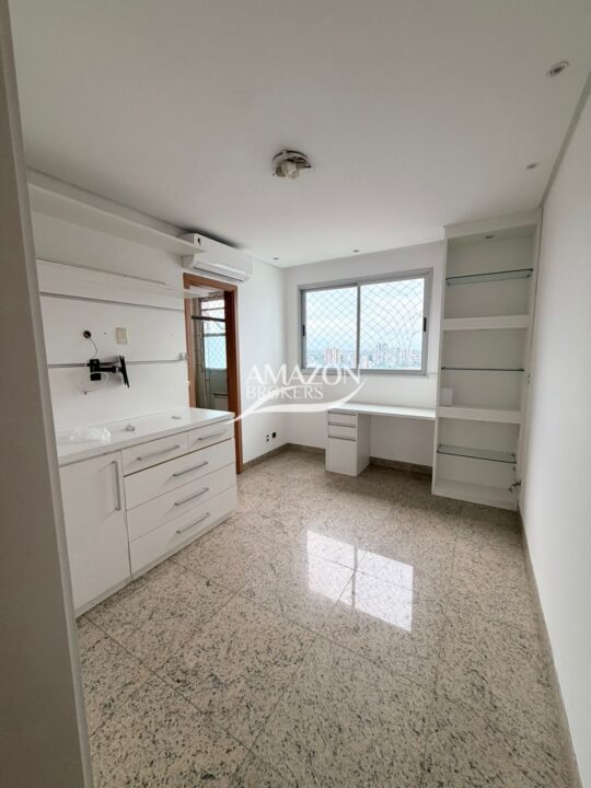 CARLOS DRUMMOND DE ANDRADE CONDOMÍNIO, ADRIANÓPOLIS – APARTAMENTO 200m2 – DISPONÍVEL PARA VENDA