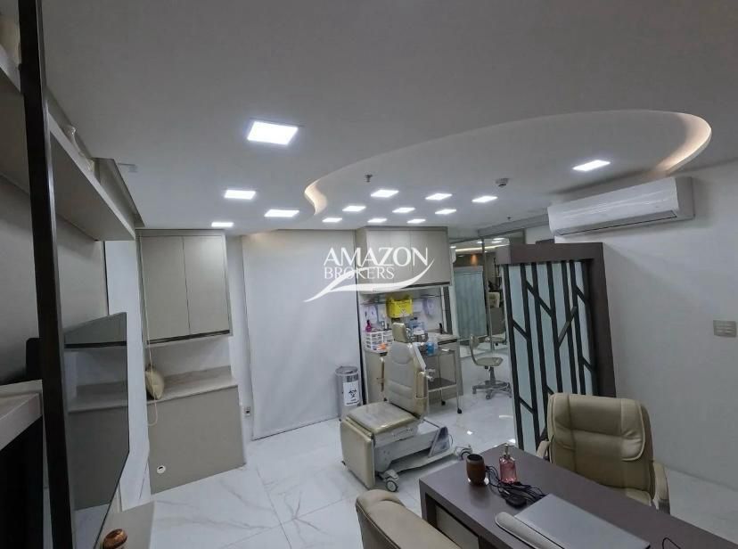 BRITANNIA PARK OFFICES, PONTA NEGRA – CLÍNICA MOBILIADA 103m2 – DISPONÍVEL PARA VENDA