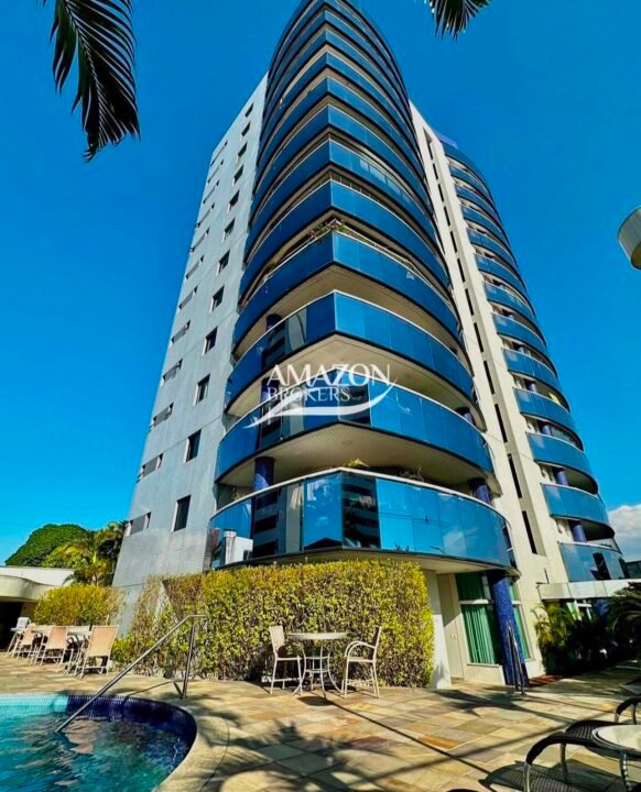 EDIFÍCIO CHOPIN, NOSSA SENHORA DAS GRAÇAS – APARTAMENTO 200 m2 – DISPONÍVEL PARA VENDA
