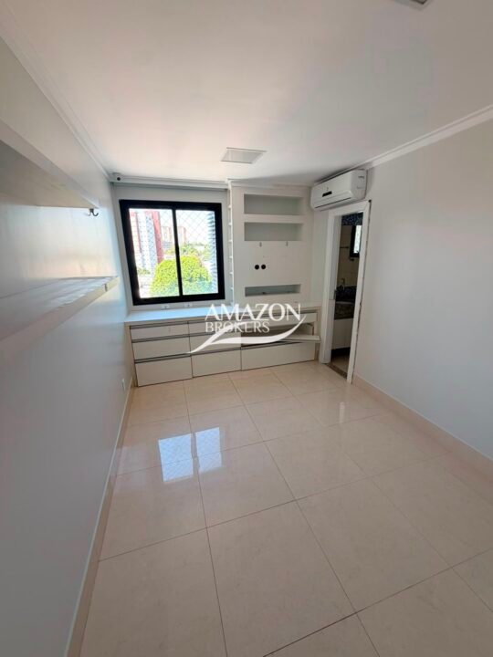 EDIFÍCIO CHOPIN, NOSSA SENHORA DAS GRAÇAS – APARTAMENTO 200 m2 – DISPONÍVEL PARA VENDA