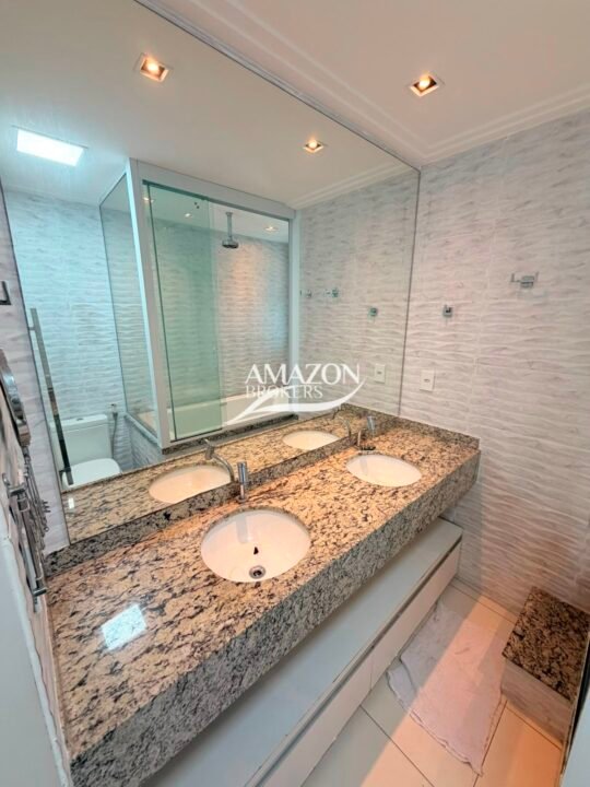 EDIFÍCIO CHOPIN, NOSSA SENHORA DAS GRAÇAS – APARTAMENTO 200 m2 – DISPONÍVEL PARA VENDA