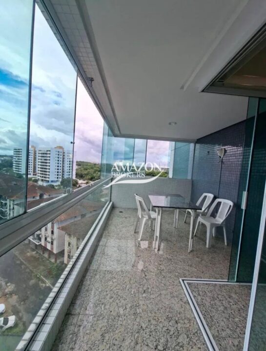 APARTAMENTO 155m2 NO CONDOMÍNIO RIVIERA FRANCESA, PARQUE 10 - DISPONÍVEL PARA VENDA
