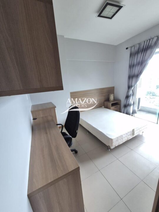 APARTAMENTO 155m2 NO CONDOMÍNIO RIVIERA FRANCESA, PARQUE 10 - DISPONÍVEL PARA VENDA