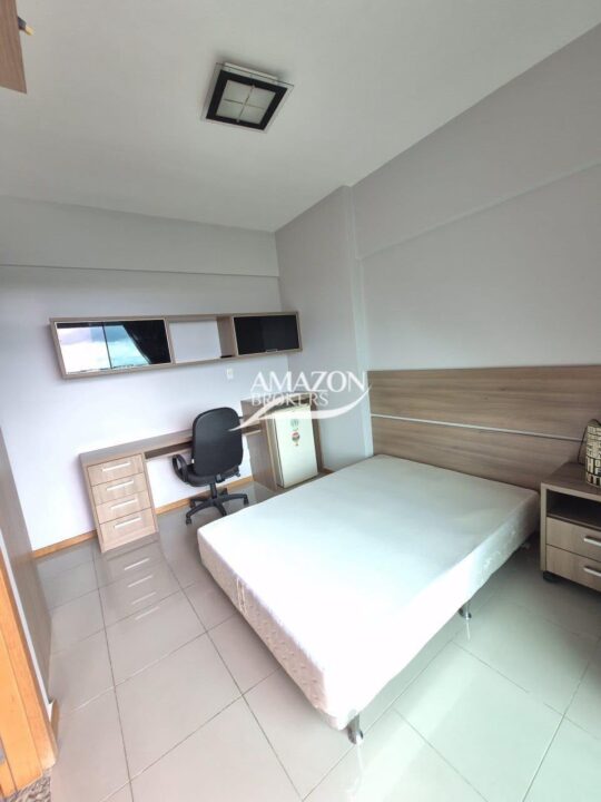 APARTAMENTO 155m2 NO CONDOMÍNIO RIVIERA FRANCESA, PARQUE 10 - DISPONÍVEL PARA VENDA