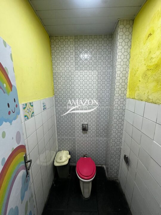 ESCOLA COM 832m2 NA CIDADE NOVA - DISPONÍVEL PARA VENDA