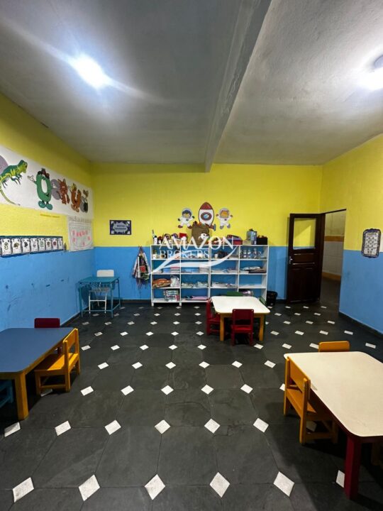 ESCOLA COM 832m2 NA CIDADE NOVA - DISPONÍVEL PARA VENDA