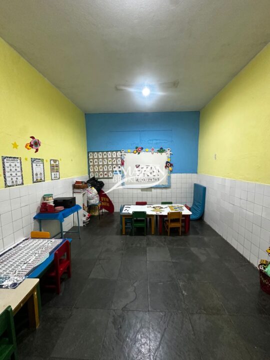 ESCOLA COM 832m2 NA CIDADE NOVA - DISPONÍVEL PARA VENDA