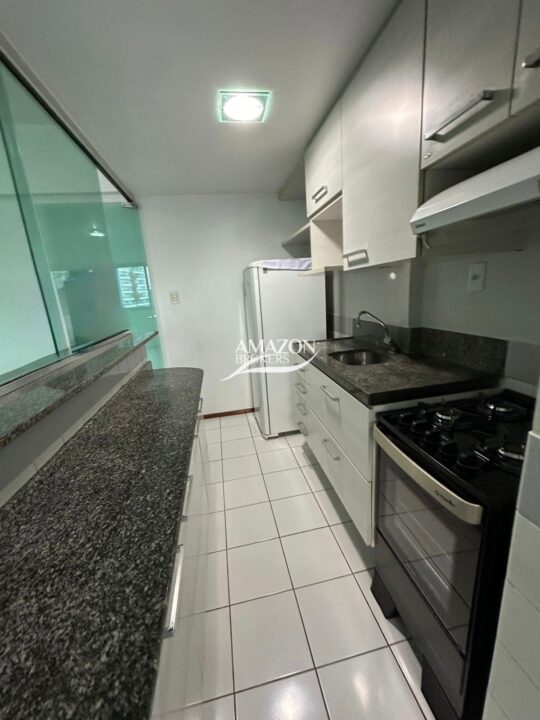 APARTAMENTO NO METRÓPOLIS RESIDENCE, PARQUE 10 - DISPONÍVEL PARA LOCAÇÃO