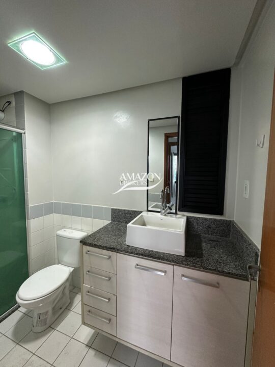 APARTAMENTO NO METRÓPOLIS RESIDENCE, PARQUE 10 - DISPONÍVEL PARA LOCAÇÃO