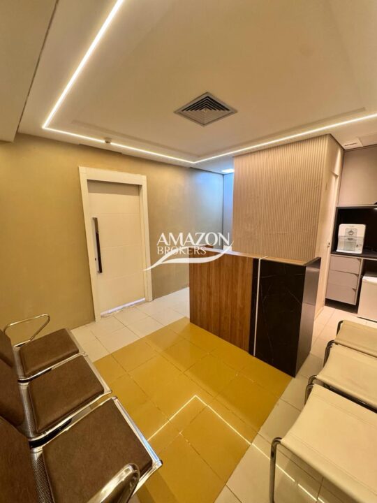 SALA COMERCIAL MOBILIADA 31,40m2 NO MILLENNIUM MEDICAL TOWER, CHAPADA - DISPONÍVEL PARA LOCAÇÃO