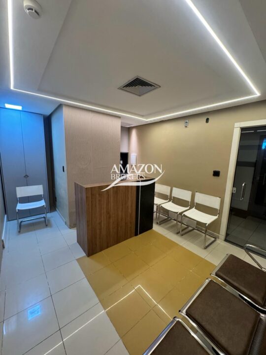 SALA COMERCIAL MOBILIADA 31,40m2 NO MILLENNIUM MEDICAL TOWER, CHAPADA - DISPONÍVEL PARA LOCAÇÃO