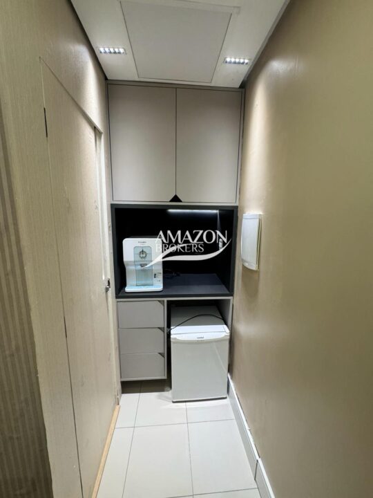 SALA COMERCIAL MOBILIADA 31,40m2 NO MILLENNIUM MEDICAL TOWER, CHAPADA - DISPONÍVEL PARA LOCAÇÃO