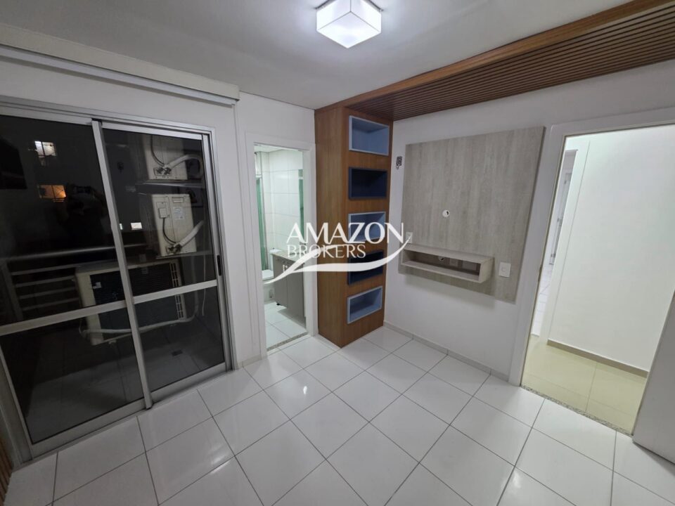 APARTAMENTO 133m2 NO CONDOMÍNIO SINGOLARE, ADRIANÓPOLIS - DISPONÍVEL PARA LOCAÇÃO