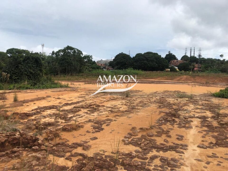 TERRENO 58.000m2 LOCALIZADO NO BAIRRO PARQUE MAUÁ - DISPONÍVEL PARA VENDA