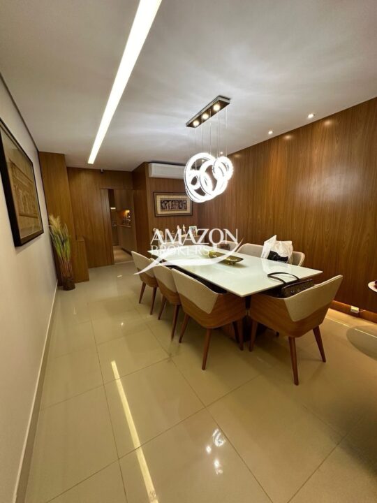 APARTAMENTO 202 m2 NO DIAMOND RESIDENCE TOWER, ADRIANÓPOLIS - DISPONÍVEL PARA VENDA