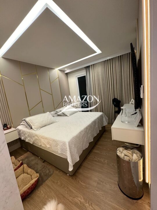 APARTAMENTO 202 m2 NO DIAMOND RESIDENCE TOWER, ADRIANÓPOLIS - DISPONÍVEL PARA VENDA