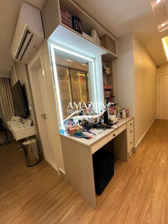 APARTAMENTO 202 m2 NO DIAMOND RESIDENCE TOWER, ADRIANÓPOLIS - DISPONÍVEL PARA VENDA