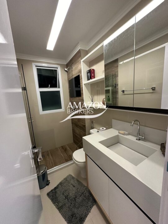 APARTAMENTO 202 m2 NO DIAMOND RESIDENCE TOWER, ADRIANÓPOLIS - DISPONÍVEL PARA VENDA