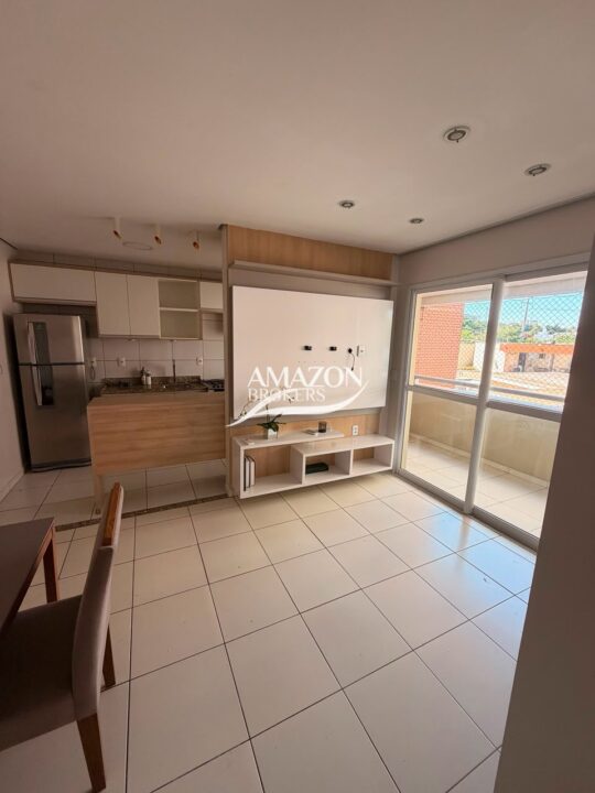 APARTAMENTO SEMIMOBILIADO 67m2 NO CONDOMÍNIO MAIS PASSEIO DO MINDU, PARQUE 10 - DISPONÍVEL PARA LOCAÇÃO